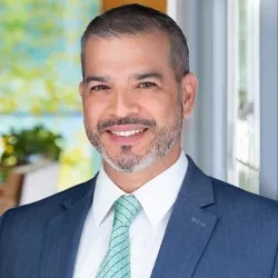 Raul Delgado Headshot