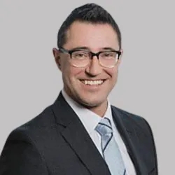 Philipp Smaczny headshot