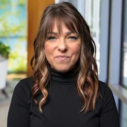 Jamie Kay Redden Headshot